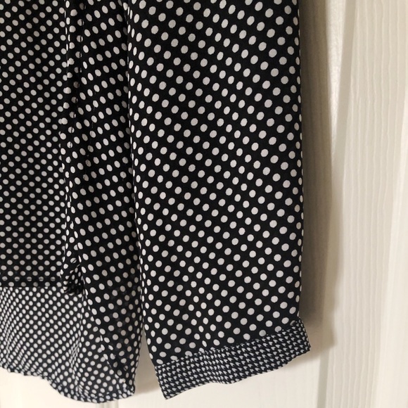 Smart Set Black & White Polka Dot V Neck Blouse XS - Picture 2 of 5
